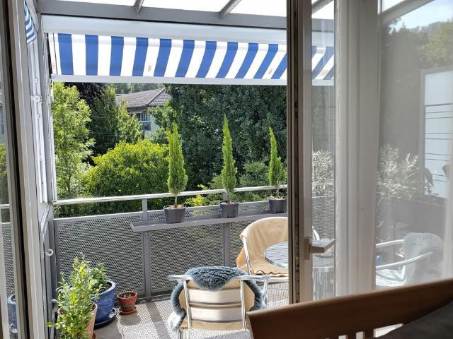 Gepflegte 3.5 Zimmer Wohnung in Adliswil