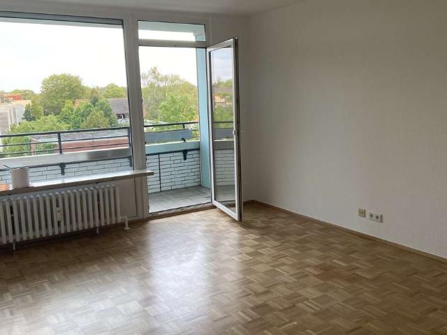 Gepflegte 3 Zi. Wohnung inkl. Tiefgaragenstellplatz