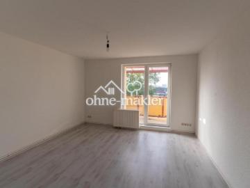 gepflegte 3 Zimmerwohnung mit Balkon, EBK und Stellplatz in Nienburg Saale