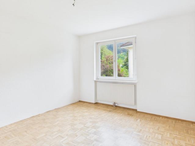Gepflegte 3 Zimmer Gartenwohnung mit Südwestausrichtung, Garage und großem Kellerabteil in Feldkirch Tisis