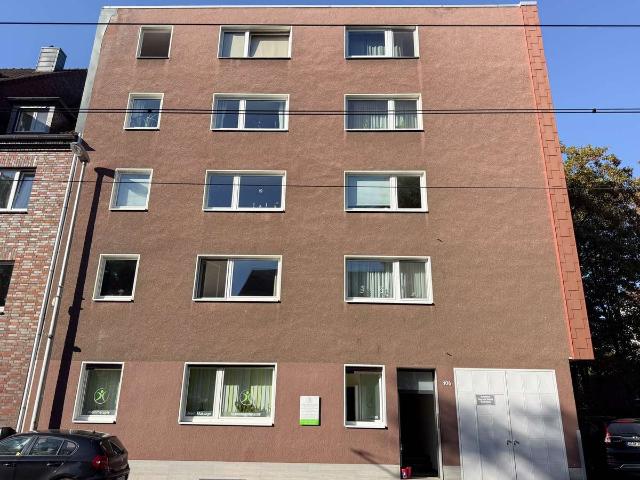 Gepflegte 3 Zimmer Eigentumswohnung mit großem Balkon und Blick ins Grüne in Düsseldorf Gerresheim