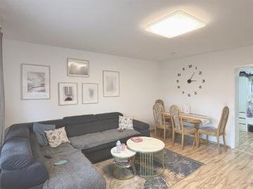 Gepflegte 3 Zimmer Eigentumswohnung mit zwei Balkonen und Dachstudio in Ludwigshafen Friesenheim