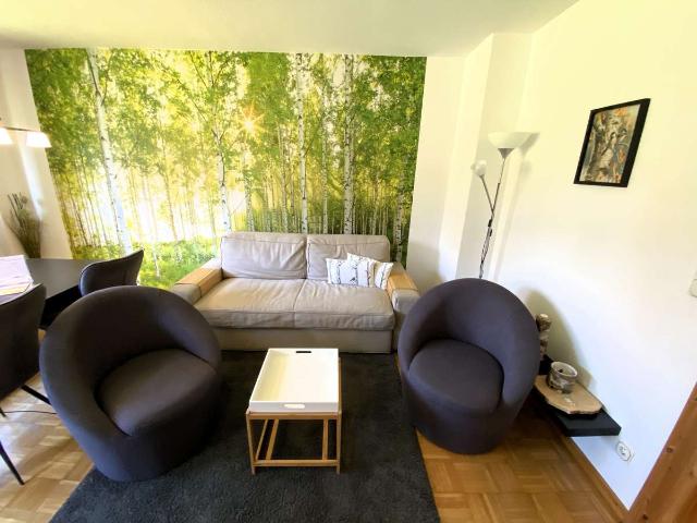 Gepflegte 3 Zimmer Erdgeschoss Wohnung mit Balkon zum sofort einziehen oder vermieten