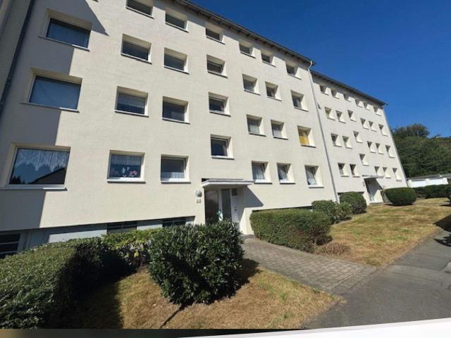 Gepflegte 3 Zimmer Mietwohnung mit Balkon in kinderfreundlicher und ruhiger Lage der Stadt Plettenberg