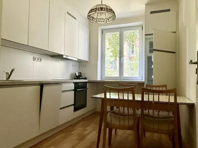 Gepflegte 3 Zimmer Wohnung teilmöbliert