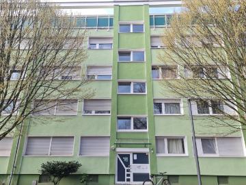 Gepflegte 3 Zimmer Wohnung mit 2 Balkonen zu vermieten!