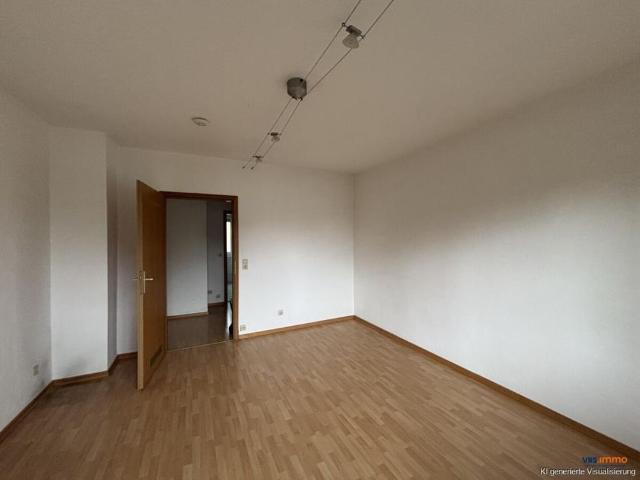 Gepflegte 3 Zimmer Wohnung mit Balkon & EBK in Bad Cannstatt