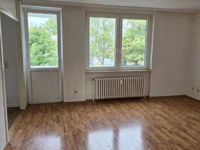 Gepflegte 3 Zimmer Wohnung mit Balkon in Minden Dützen