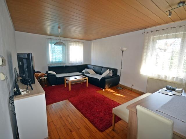 Gepflegte 3 Zimmer Wohnung mit Balkon in zentrumsnaher Lage