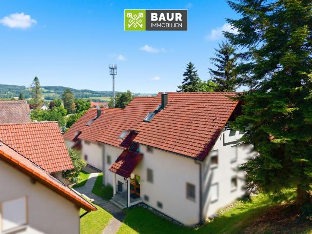 Gepflegte 3 Zimmer Wohnung mit Balkon und TG Stellplatz in Wilhelmsdorf