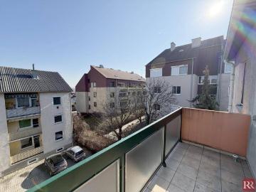 Neuer Preis: Gepflegte 3 Zimmer Wohnung mit Balkon