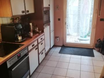 Gepflegte 3 Zimmer Wohnung mit Garage im Essener Südviertel
