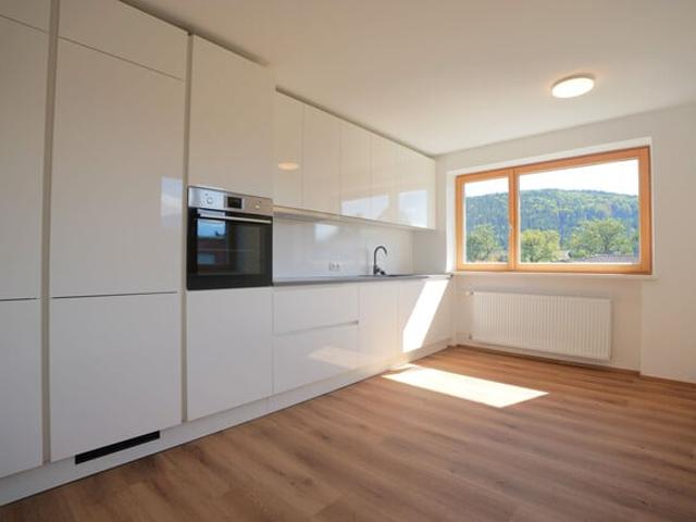 Gepflegte 3 Zimmer Wohnung mit großem Garten