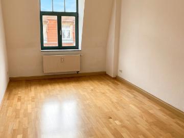Gepflegte 3 Raumwohnung im 3. OG | Bad mit Badewanne & WMA | offene Küche