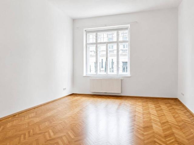 Gepflegte 1 Zimmer Altbauwohnung mit ca. 3,40 m Raumhöhe und klassischem Wiener Charme