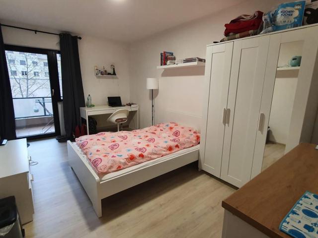 Gepflegte 1 Raum Wohnung möbiliert direkt an der Uni Mannheim mit Balkon
