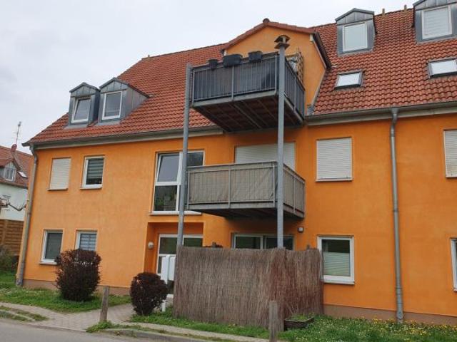 Gepflegte 1 RW im 2.OG/DG in südlicher, idyllischer Stadtrandlage von Gera