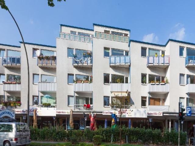 Gepflegte 2,5 Zimmer Wohnung mit Balkon