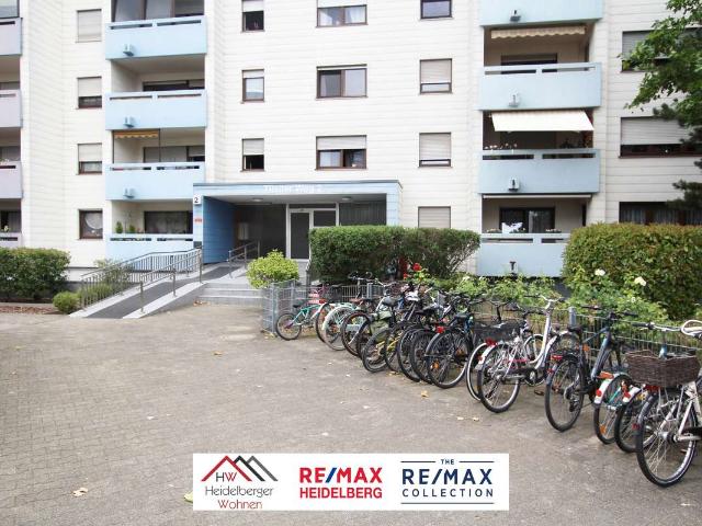 Gepflegte 2,5 Zimmer Eigentumswohnung mit Balkon und Stellplatz in guter Lage von Schwetzingen