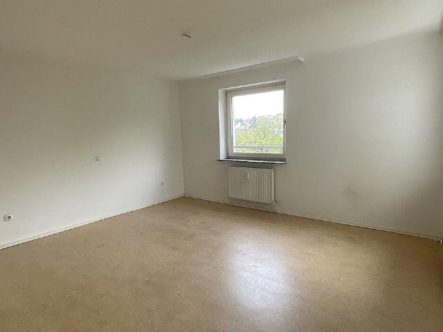 Gepflegte 2 ZKB mit Balkon!