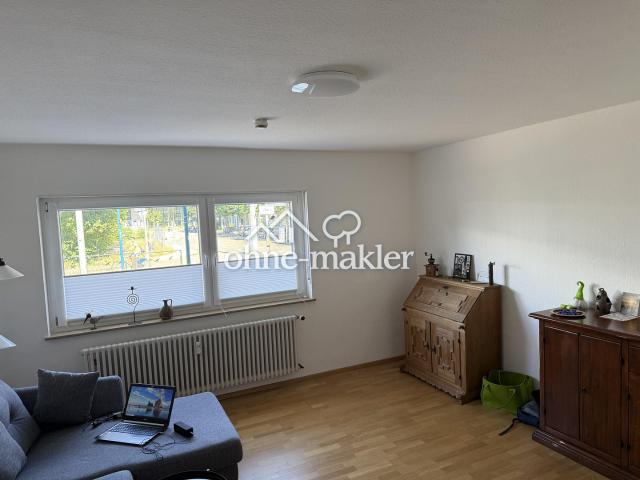 Gepflegte 2 ZKB Wohnung mit Einbauküche
