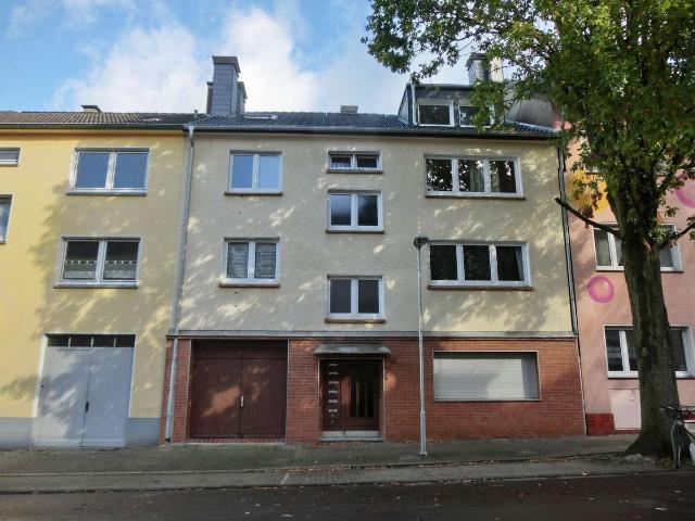 Gepflegte 2 Zimmer Dachgeschosswohnung. In ruhiger Lage