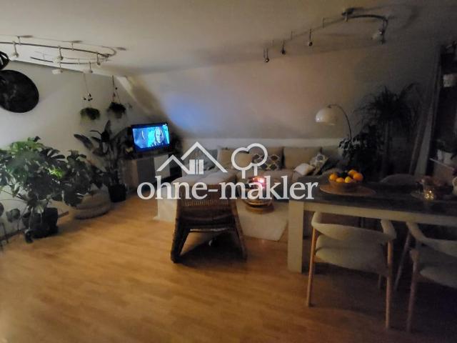 Gepflegte 2 Zimmer Maisonette Wohnung in Frankfurt Sossenheim