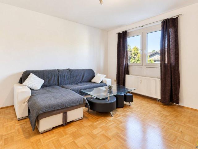 gepflegte 2 Zimmer Wohnung – ideal für Singles und Paare