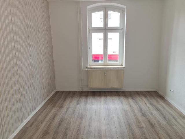 Gepflegte 2 Zimmer Wohnung im Erdgeschoss zu vermieten! 300 € Wunschgutschein* inklusive!