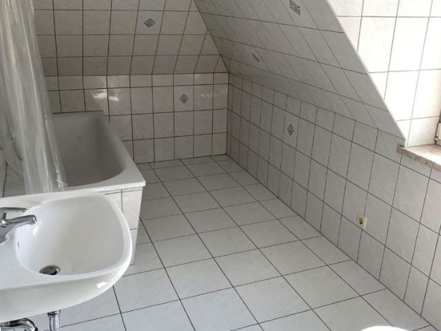Gepflegte 2 Zimmer Wohnung in denkmalgeschützter Stadtvilla