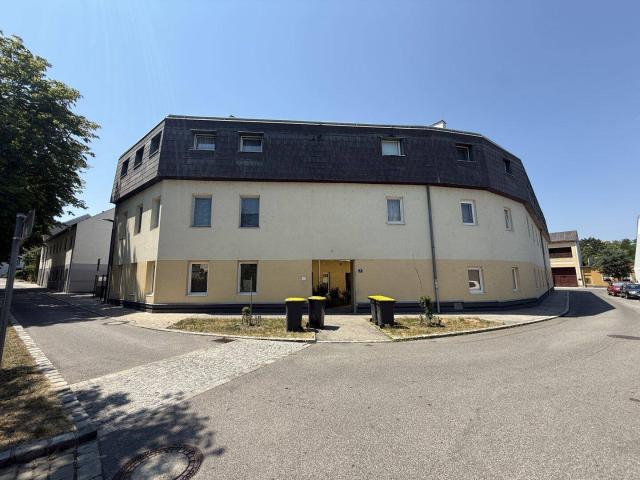 Gepflegte 2 Zimmer Wohnung in Kottingbrunn, 61m², 2. Etage, nur 758,52 € Miete!