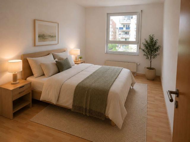 Gepflegte 2 Zimmer Wohnung mit Balkon & TG Stellplatz in Frankfurt Bockenheim