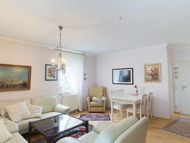 Gepflegte 2 Zimmer Wohnung mit Balkon und Stellplatz in Gießen!