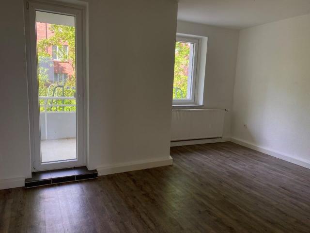 Gepflegte 2 Zimmer Wohnung mit Balkon