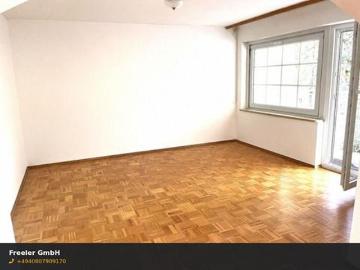 Gepflegte 2 Zimmer Wohnung mit Einbauküche und Balkon in Wilhelmsburg