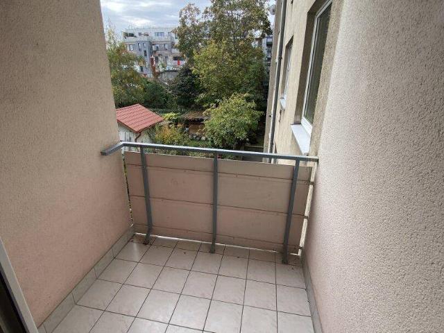 Gepflegte 2 Zimmer Wohnung mit Loggia