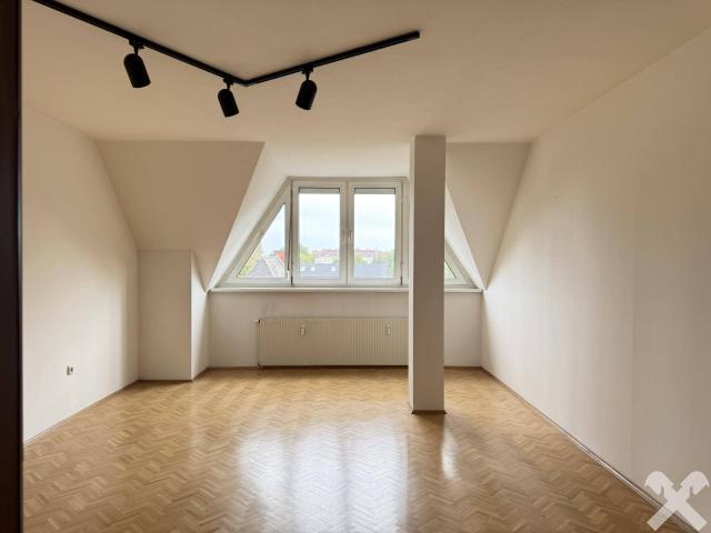 Gepflegte 2 Zimmer Wohnung mit Tiefgaragenplatz in Graz Lend