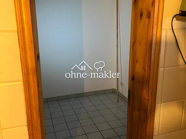 Gepflegte 2 Raum Erdgeschoss Maisonette Wohnung mit Einbauküche in Mönchengladbach