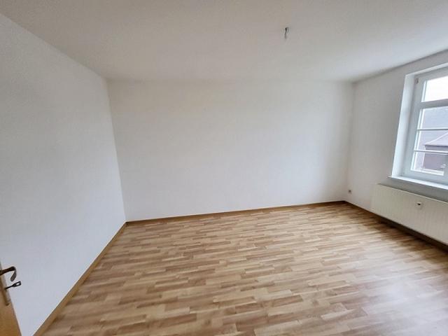 Gepflegte 2 Raum Wohnung in Höhenlage