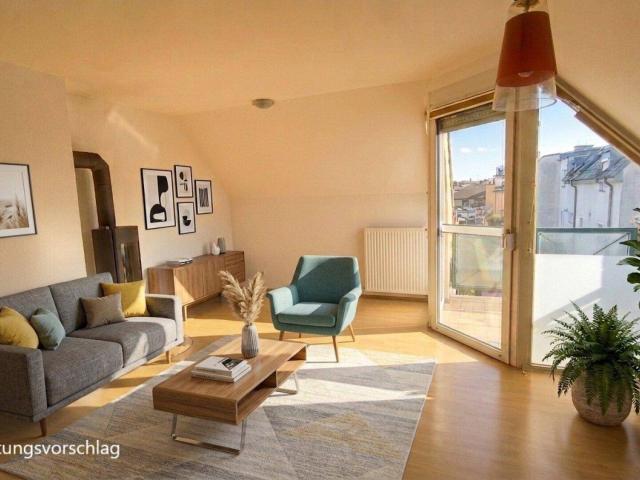 Gepflegte 4 Zi DG Wohnung mit Terrasse, KFZ Stellplatz & Kamin in Gänserndorf Stadt!