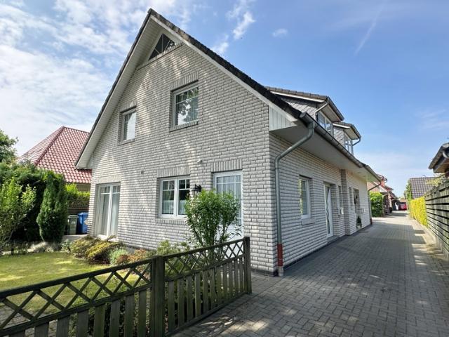 Gepflegte 4 Zimmer Doppelhaushälfte mit Garten, Terrasse und Stellplatz in Eversten