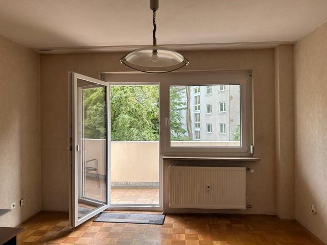 Gepflegte 4 Zimmer Eigentumswohnung mit modernisiertem BadWC