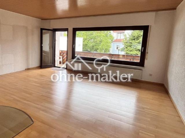 Gepflegte 4 Zimmer Erdgeschosswohnung mit Garten und Balkon in Weinheim Oberflockenbach