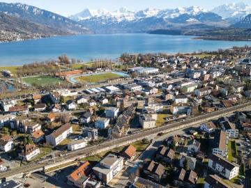 Gepflegte 4½ Zimmer Wohnung in Seenähe