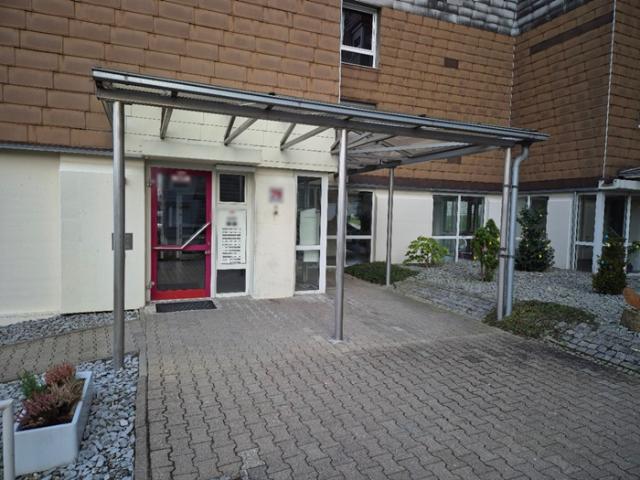 Gepflegte 4 Zimmer Wohnung mit Einzelgarage