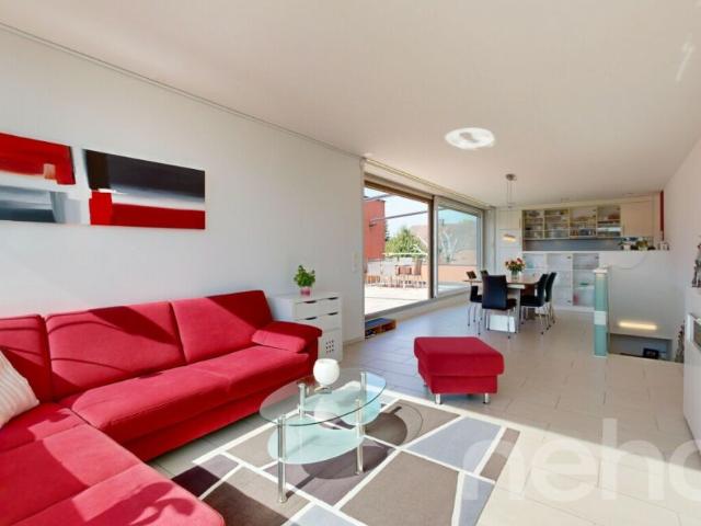 Gepflegte 5.5 Zimmer Wohnung auf zwei Ebenen mit grosser Südterrasse
