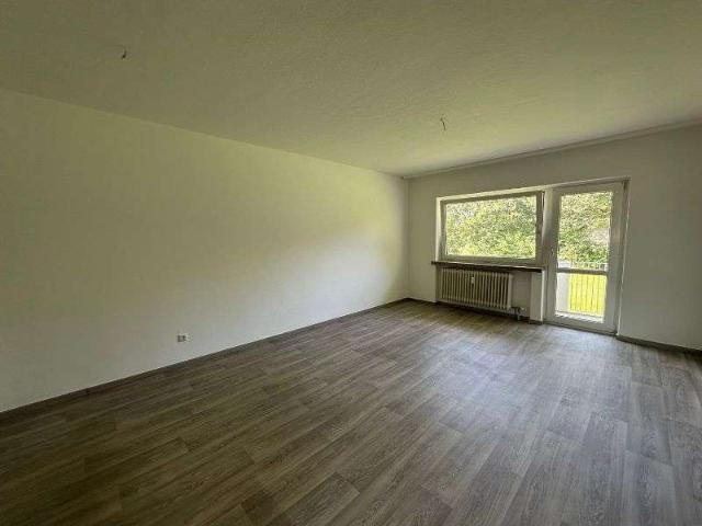Gepflegte 5 Zimmer Wohnung im EG