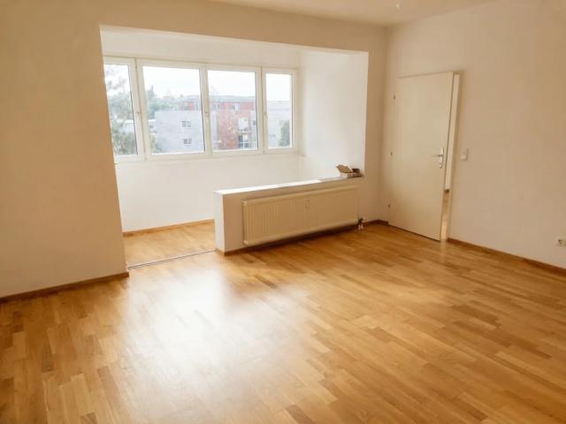 Gepflegte 76m² Wohnung mit verglaster Loggia in Steyr Ennsleite
