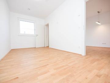 Gepflegte Gartenwohnung mit hochwertiger Ausstattung in Tulln: 2 Zimmer 46m² plus Terrasse 11m² und eigenem Garten! 25m² /optionale Tiefgarage