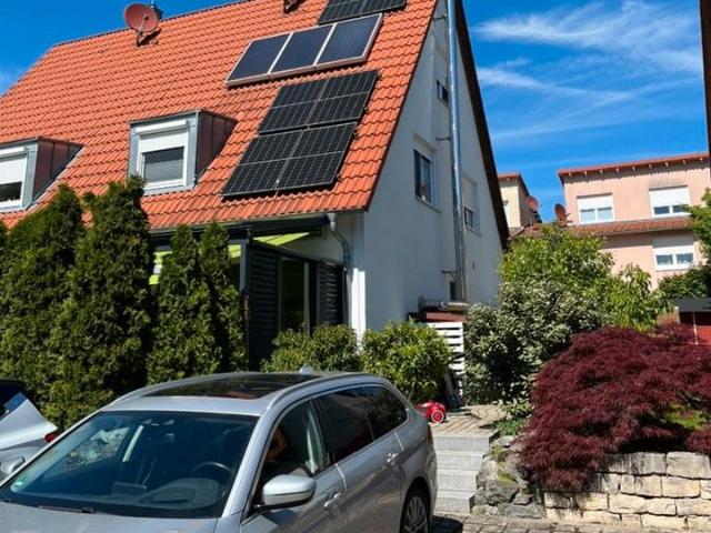 Gepflegte Doppelhaushälfte in Dechsendorf provisionsfrei